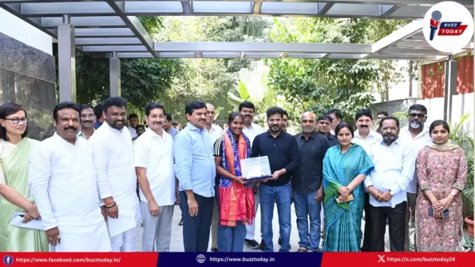 gongadi-trisha-rs-1-crore-reward-telangana-news