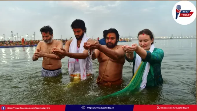 maha-kumbh-mela-pawan-kalyan-family