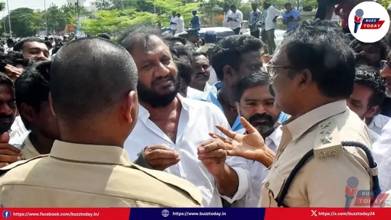 jagan-nellore-visit-police-cases-august2025