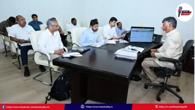 cyclone-arnab-cm-chandrababu-high-level-review-zero-casualty-red-alert